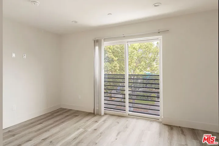 5456 1/2 Barton Avenue, Los Angeles, California 90038