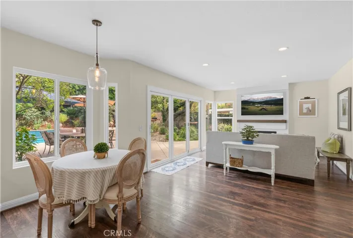 943 W 14th Street, Upland, California 91786