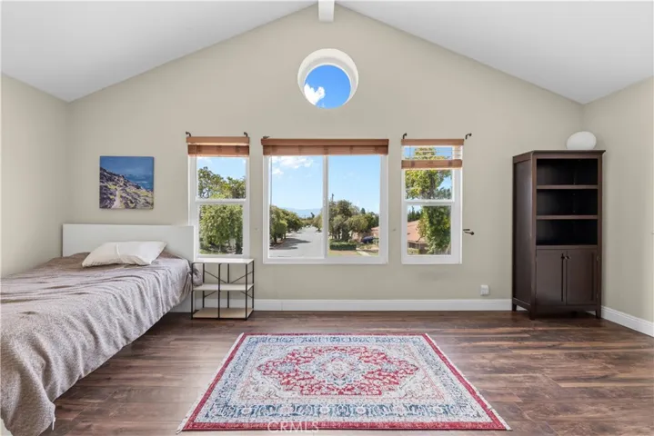 943 W 14th Street, Upland, California 91786