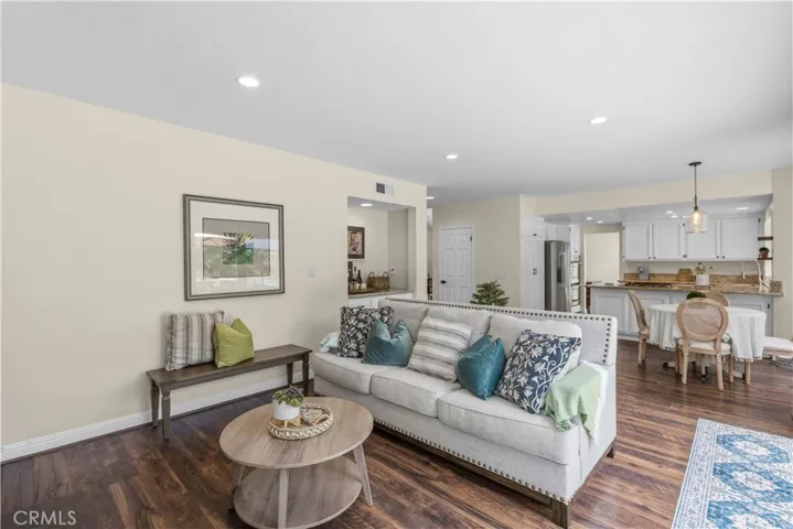 943 W 14th Street, Upland, California 91786