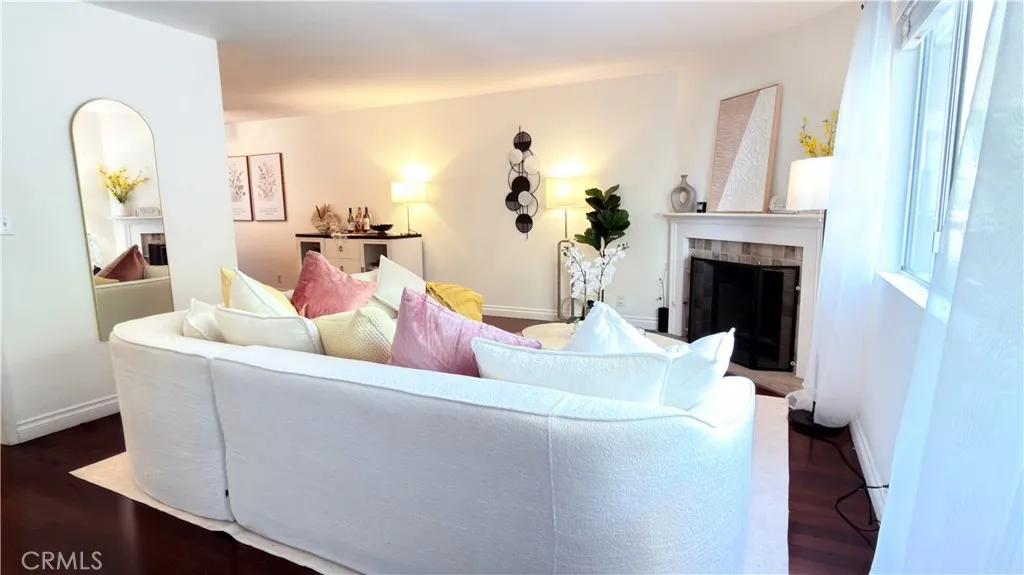 432 S Oak Knoll Avenue 4, Pasadena, California 91101 — photo 5