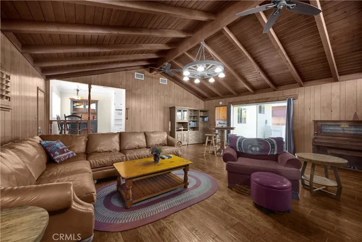 Family Den