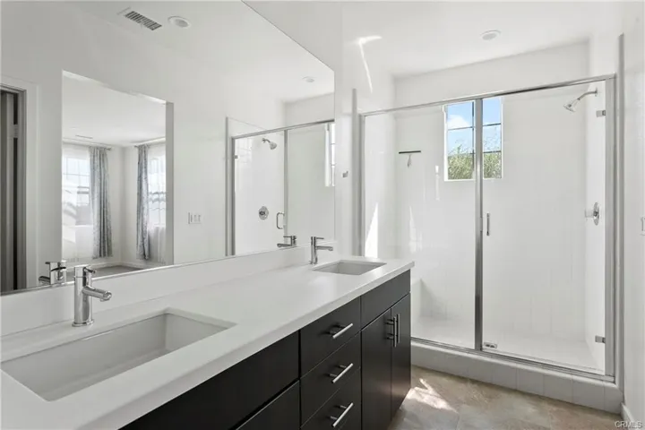 80 Savannah, Lake Forest, California 92630