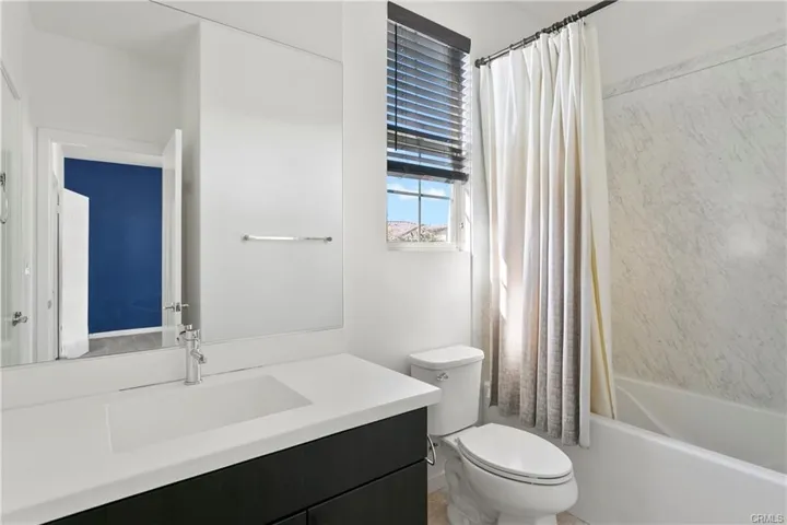 80 Savannah, Lake Forest, California 92630