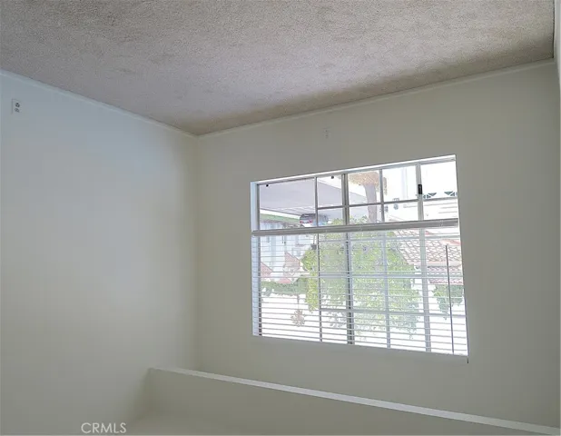 108 Almador, Irvine, California 92614