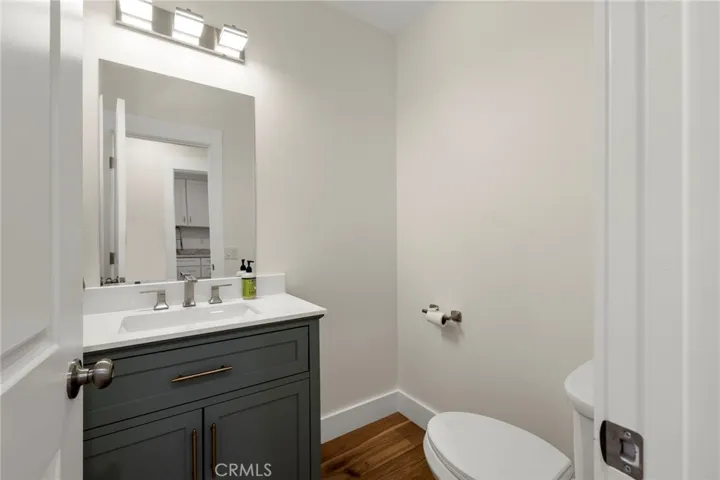 Downstairs guest bathroom