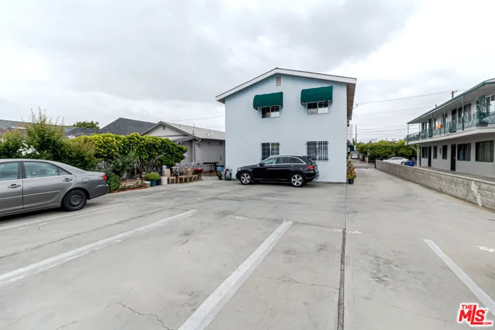 1231 S Harvard Boulevard, Los Angeles, California 90006