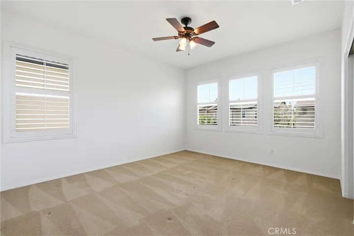 Upstairs guest bedroom 2