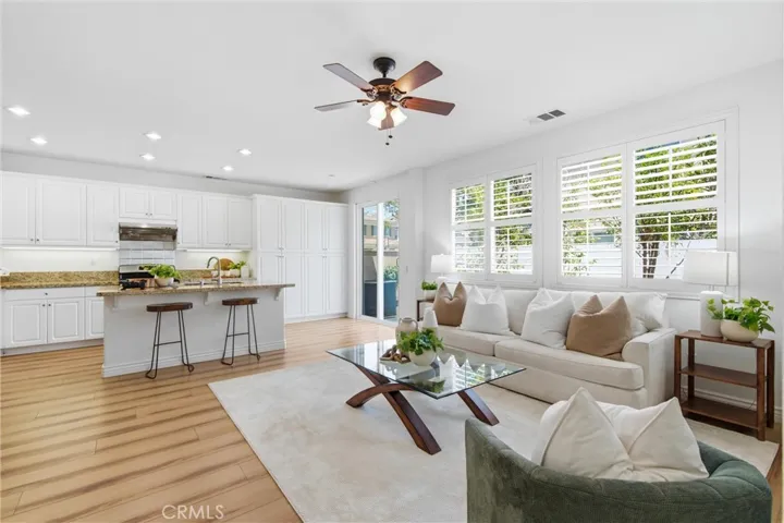 Family room off the kitchen