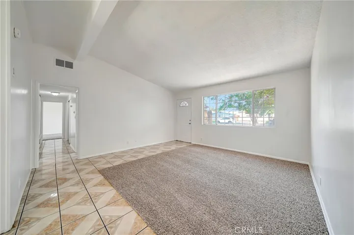 1033 W Holguin, Lancaster, California 93534