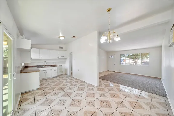 1033 W Holguin, Lancaster, California 93534