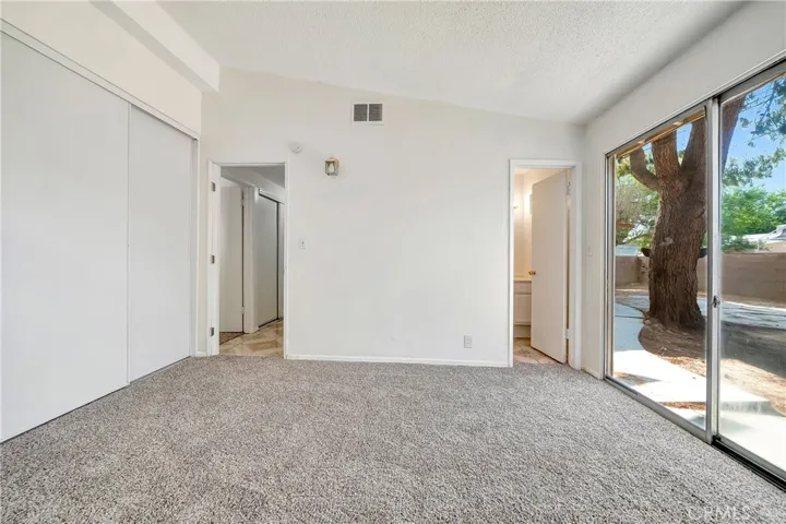 1033 W Holguin, Lancaster, California 93534