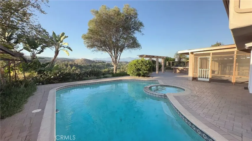 19879 Vista Hermosa, Walnut, California 91789