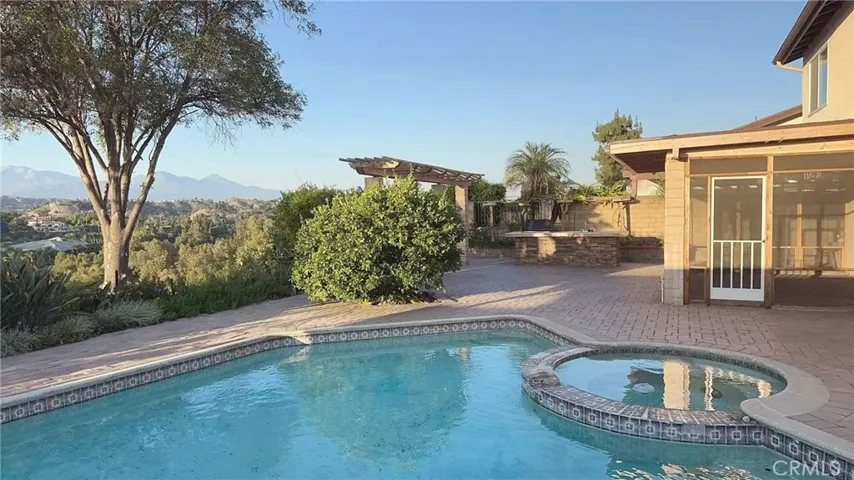 19879 Vista Hermosa, Walnut, California 91789
