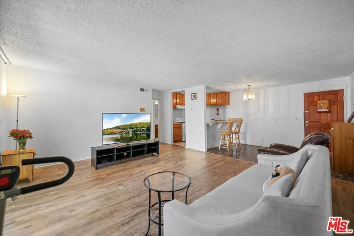 525 La Fayette Park Place 115, Los Angeles, California 90057