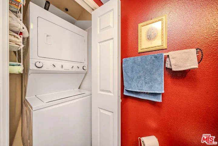 in-unit W/D