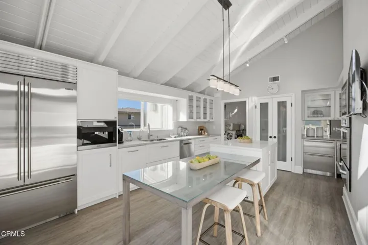 65-web-or-mls-1410Marine-81