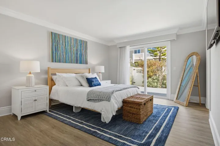 31-web-or-mls-1410Marine-2