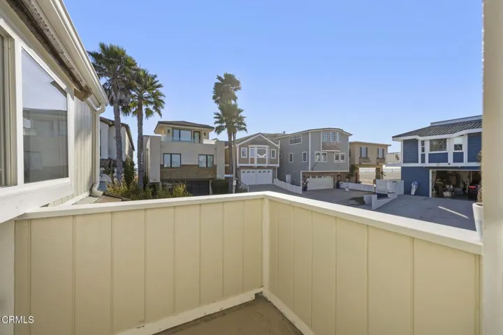 79-web-or-mls-1410Marine-51