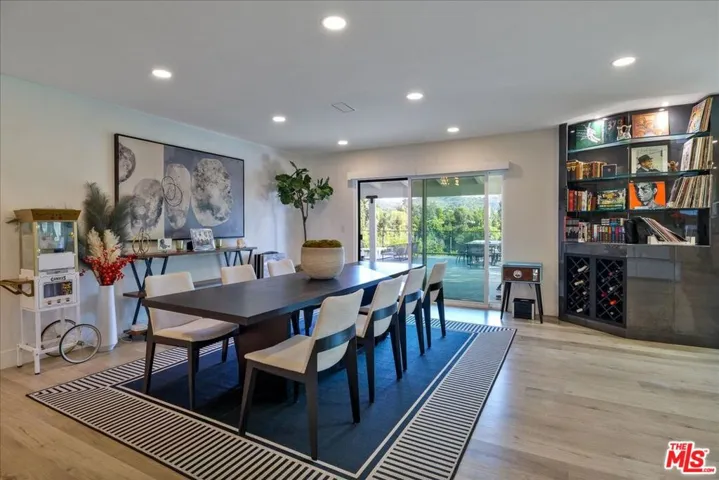 20326 Alerion Place, Los Angeles, California 91364
