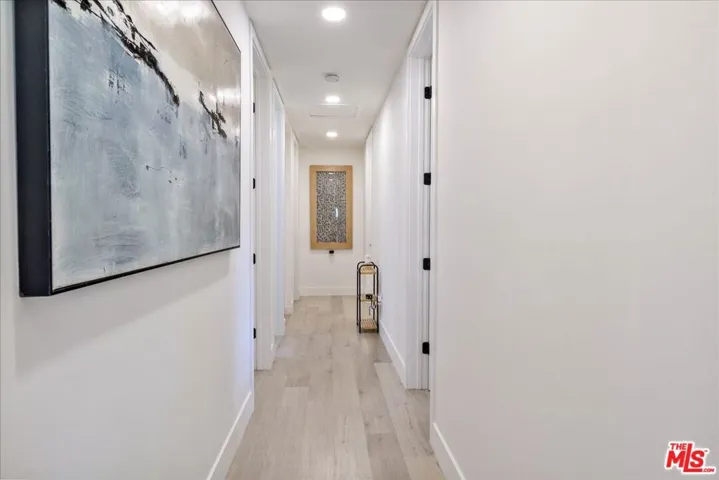 20326 Alerion Place, Los Angeles, California 91364