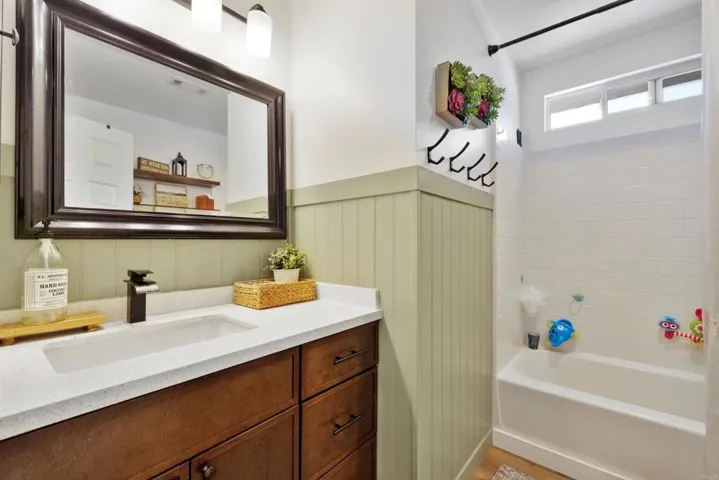 259 Lucia Way, Oceanside, California 92057