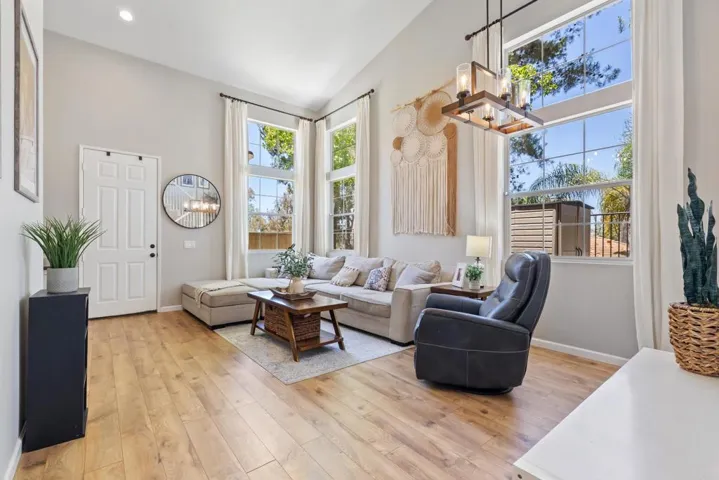 259 Lucia Way, Oceanside, California 92057