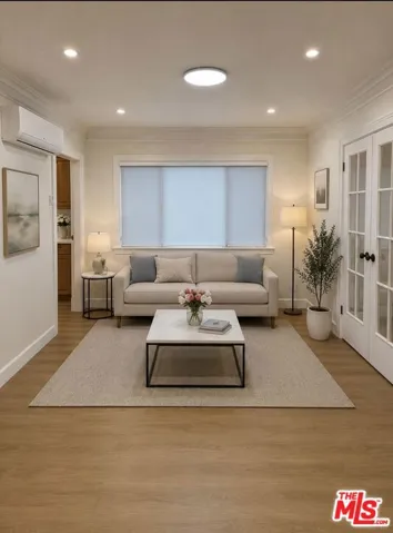 2810 Francis Avenue 2810, Los Angeles, California 90005