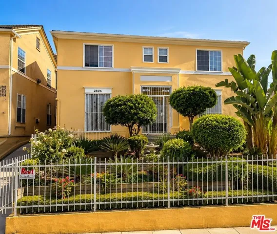 2810 Francis Avenue 2810, Los Angeles, California 90005