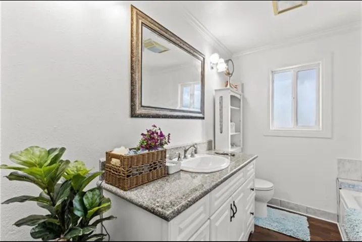 22719 Criswell, West Hills, California 91307