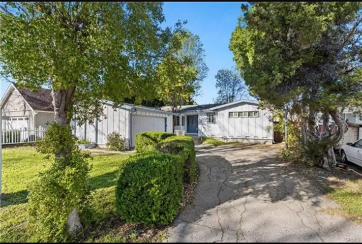 22719 Criswell, West Hills, California 91307