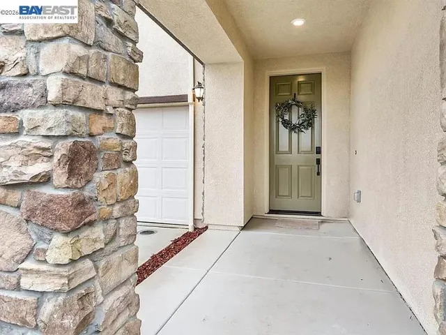 2789 Penrose Ln, Lathrop, California 95330-7400