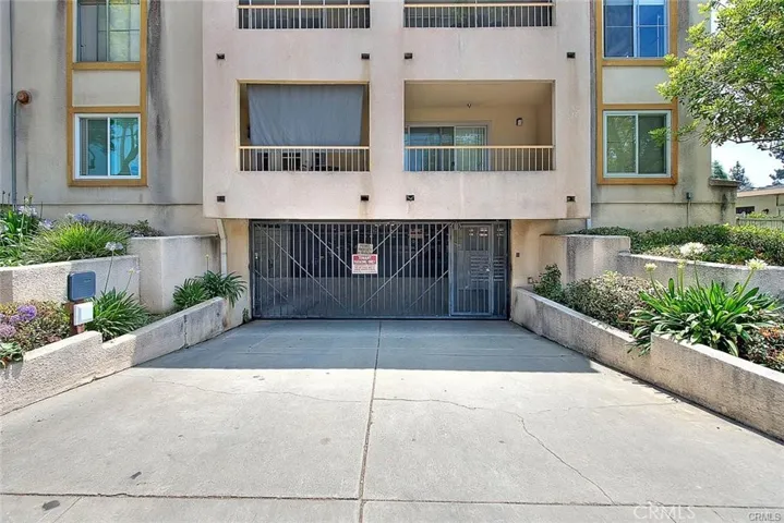 430 N Holliston 210, Pasadena, California 91106