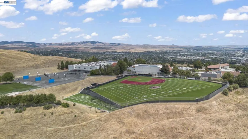 10706 Ian Ln, Dublin, California 94568