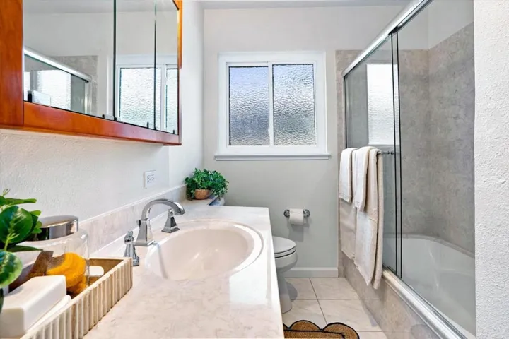 1583 Gilmore Street, Mountain View, California 94040
