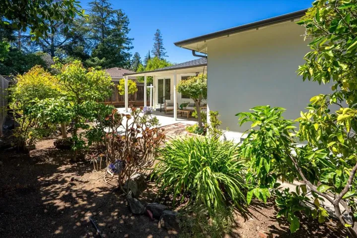 1583 Gilmore Street, Mountain View, California 94040