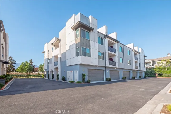 Beautiful complex