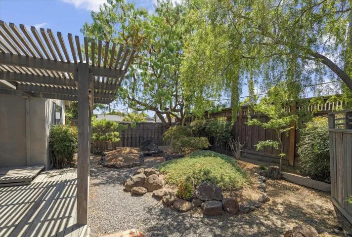 1440 Quartz Way, San Jose, California 95118