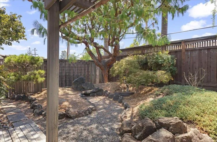 1440 Quartz Way, San Jose, California 95118