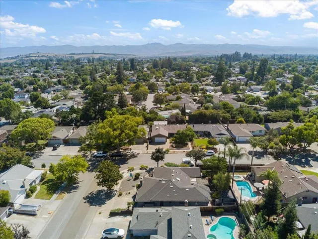 1440 Quartz Way, San Jose, California 95118