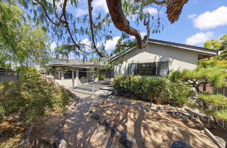 1440 Quartz Way, San Jose, California 95118