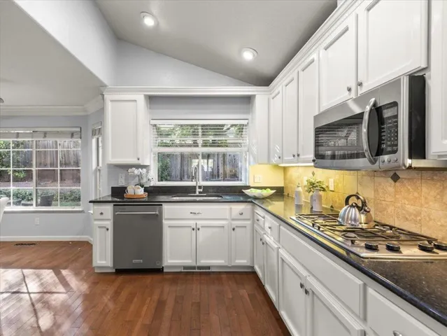 251 Oak Grove Court, Morgan Hill, California 95037