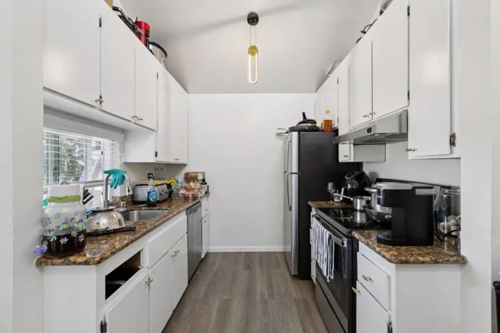 1411 Oxford Street, Redwood City, California 94061
