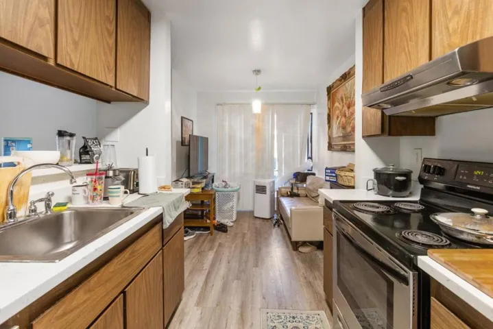 1411 Oxford Street, Redwood City, California 94061