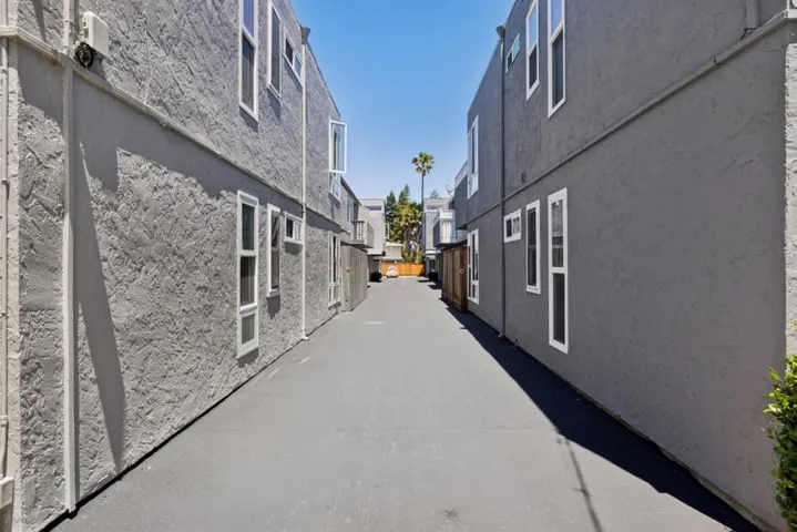 1411 Oxford Street, Redwood City, California 94061