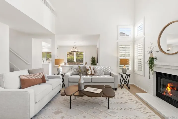 1511 Promontory Ridge Way, Vista, California 92081