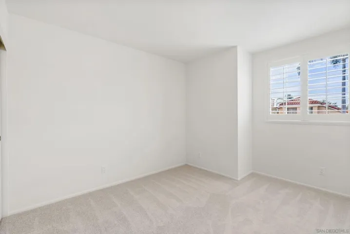 1511 Promontory Ridge Way, Vista, California 92081
