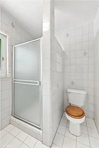 Primary shower