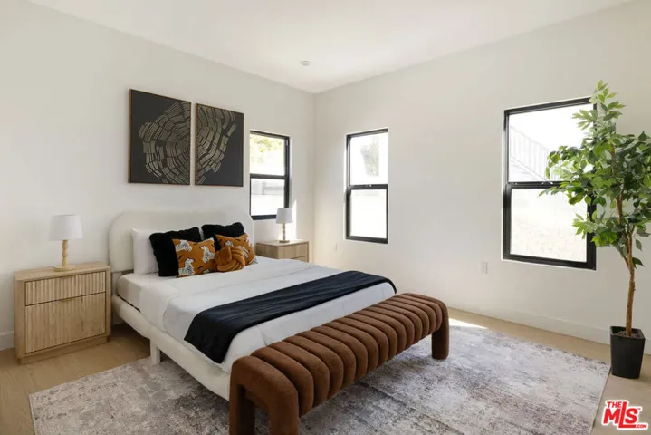 1294 S Citrus Avenue, Los Angeles, California 90019