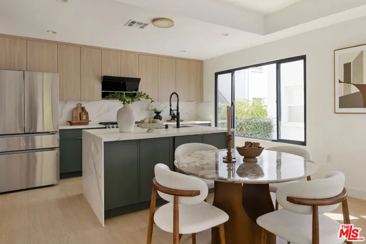 1294 S Citrus Avenue, Los Angeles, California 90019